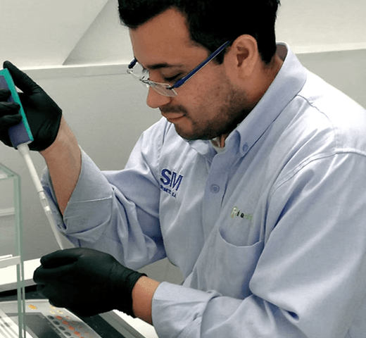 Técnico en laboratorio físico químico